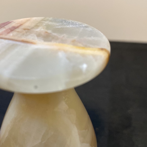 Onyx Vase - Picture 6 of 6